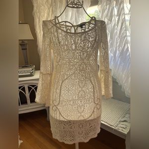 Womens size small American Eagle dress with bell sleeves